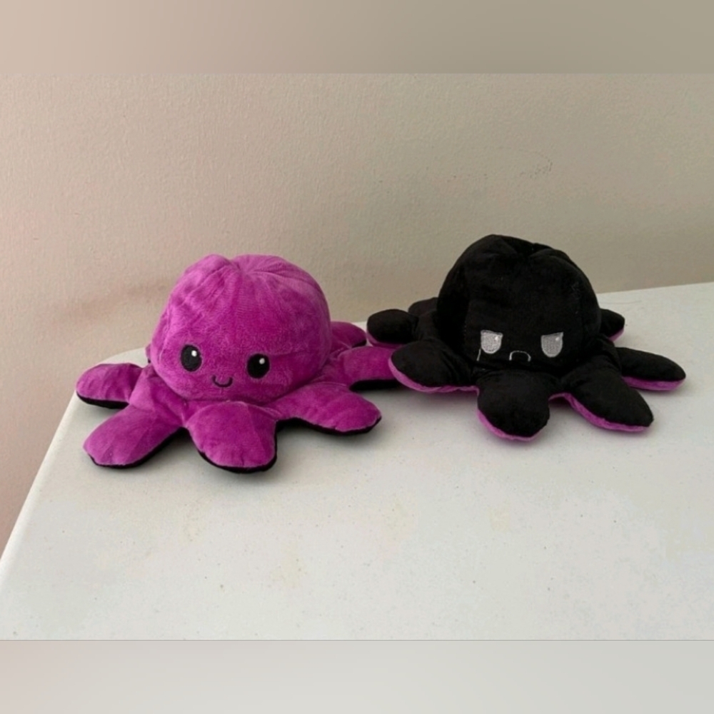 Reversible Octopus (Purple/Black)
